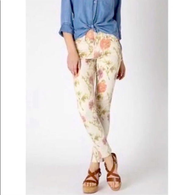 Anthropologie Pilcro And The Letterpress Floral Jeans